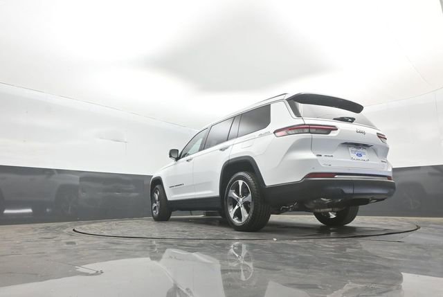 Used 2023 Jeep Grand Cherokee L Limited w/ Luxury Tech Group II image 36