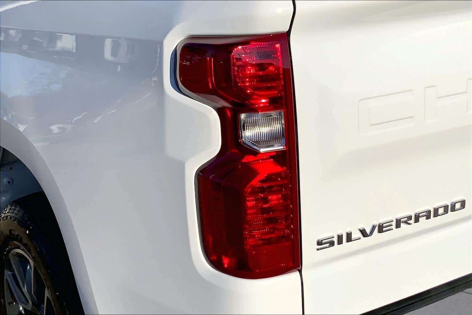Used 2026 Chevrolet Silverado 1500 LT w/ Z71 Off-Road Package AWD/4WD image 29