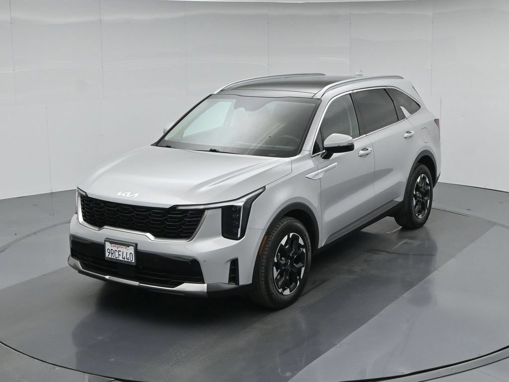 Used 2025 Kia Sorento S w/ Panoramic Sunroof Package FWD image 42