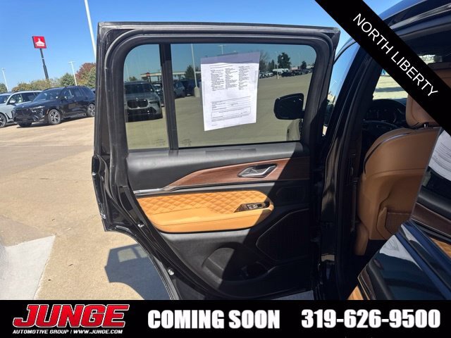 Used 2024 Jeep Grand Cherokee Summit AWD/4WD image 20