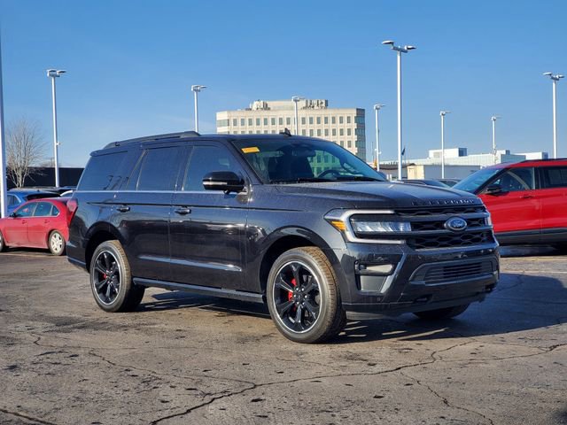 Certified 2024 Ford Expedition Limited image 2