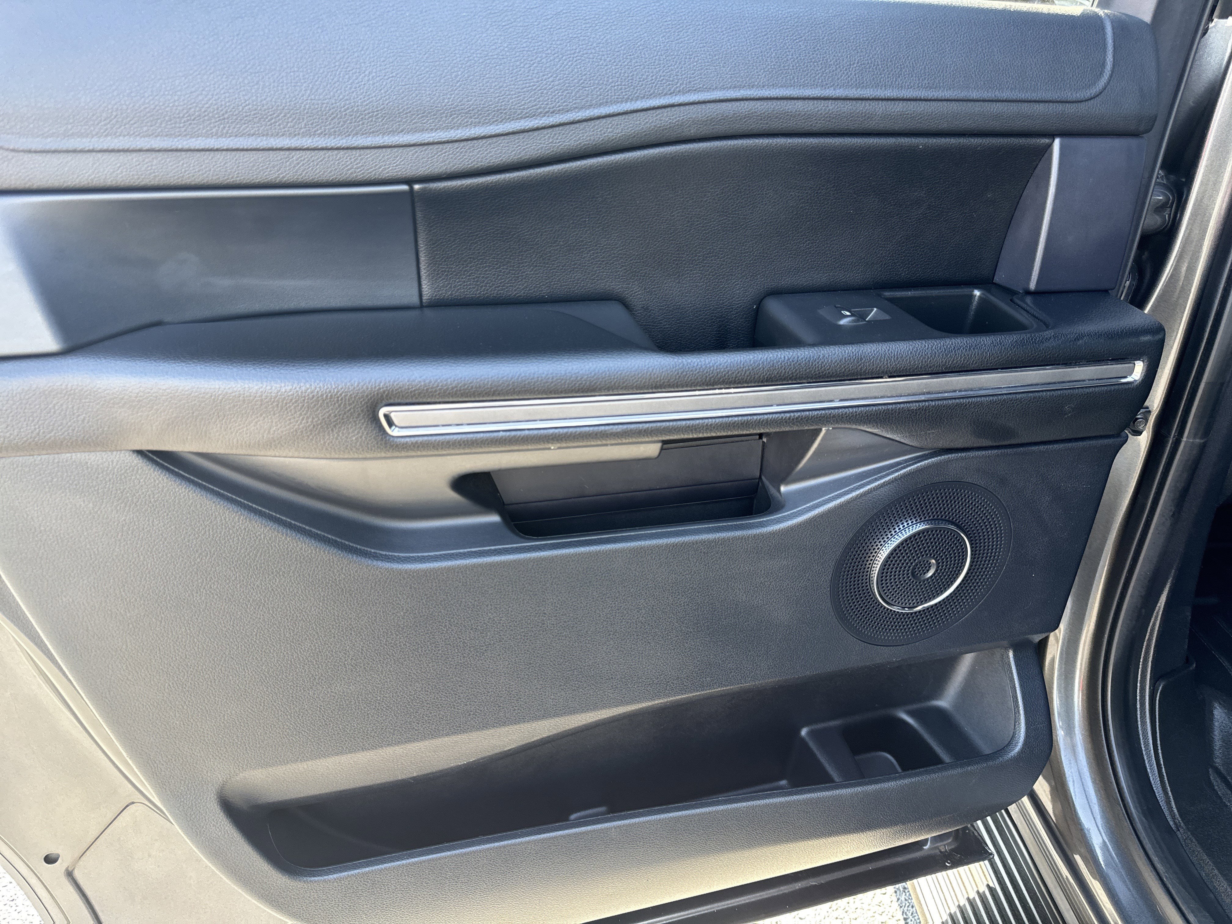 Certified 2021 Ford Expedition Max XLT image 25