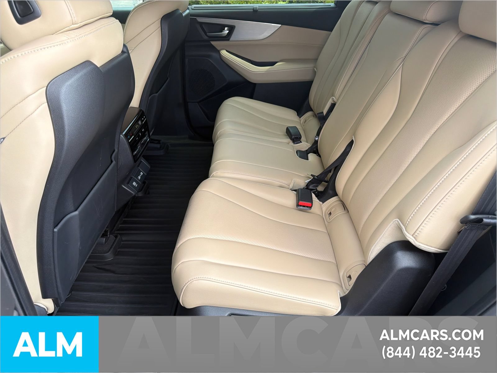 Used 2023 Acura MDX w/ Technology Package FWD image 24