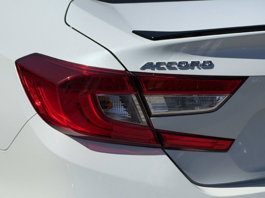 Used 2022 Honda Accord Sport Special Edition image 8