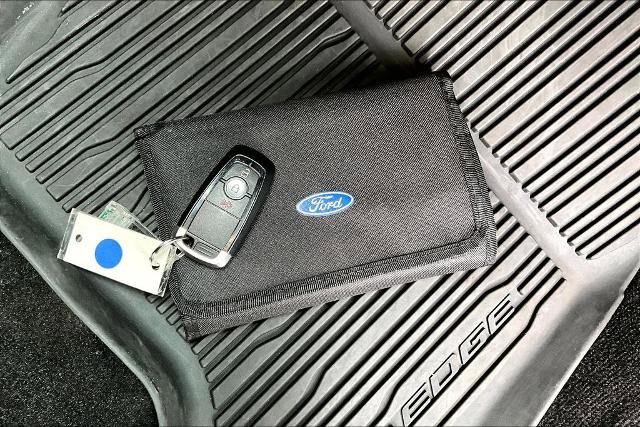 Certified 2020 Ford Edge SEL FWD image 10