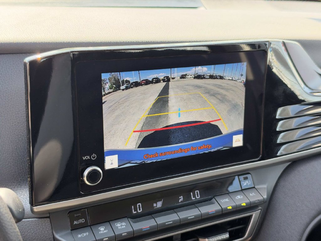 Used 2026 Toyota Camry LE FWD image 27