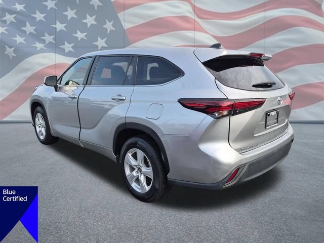 Used 2024 Toyota Highlander LE FWD image 5