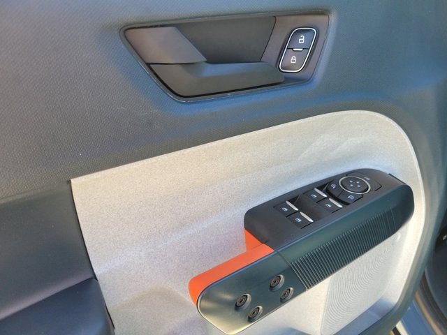 Certified 2024 Ford Maverick XLT image 22