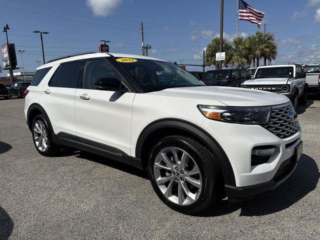 Certified 2022 Ford Explorer Platinum w/ Equipment Group 601A AWD/4WD image 18