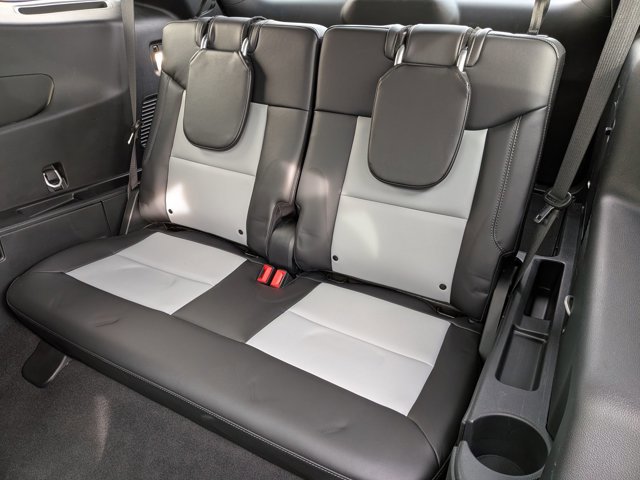 Certified 2024 Ford Explorer XLT w/ Equipment Group 202A image 32