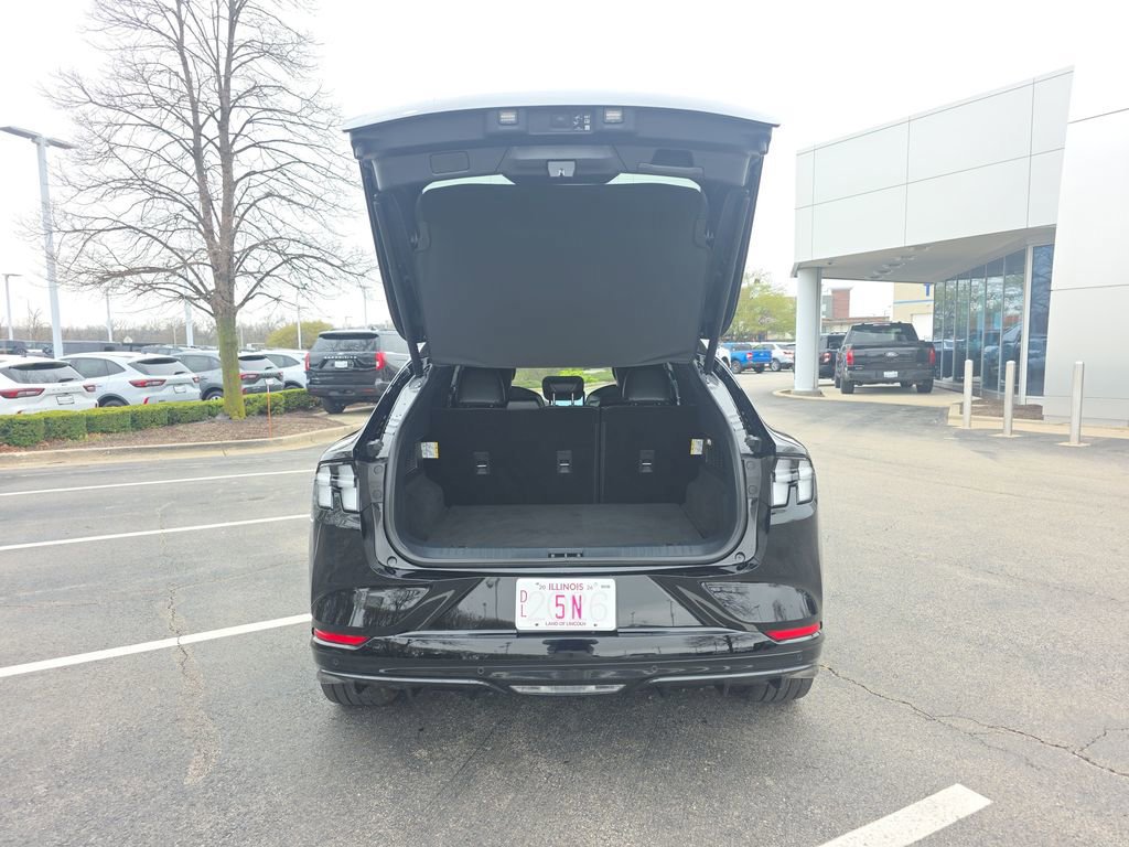 Certified 2025 Ford Mustang Mach-E GT image 10