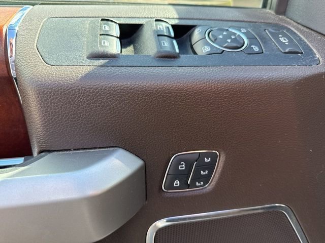 Certified 2022 Ford F350 King Ranch w/ King Ranch Ultimate Package AWD/4WD image 25