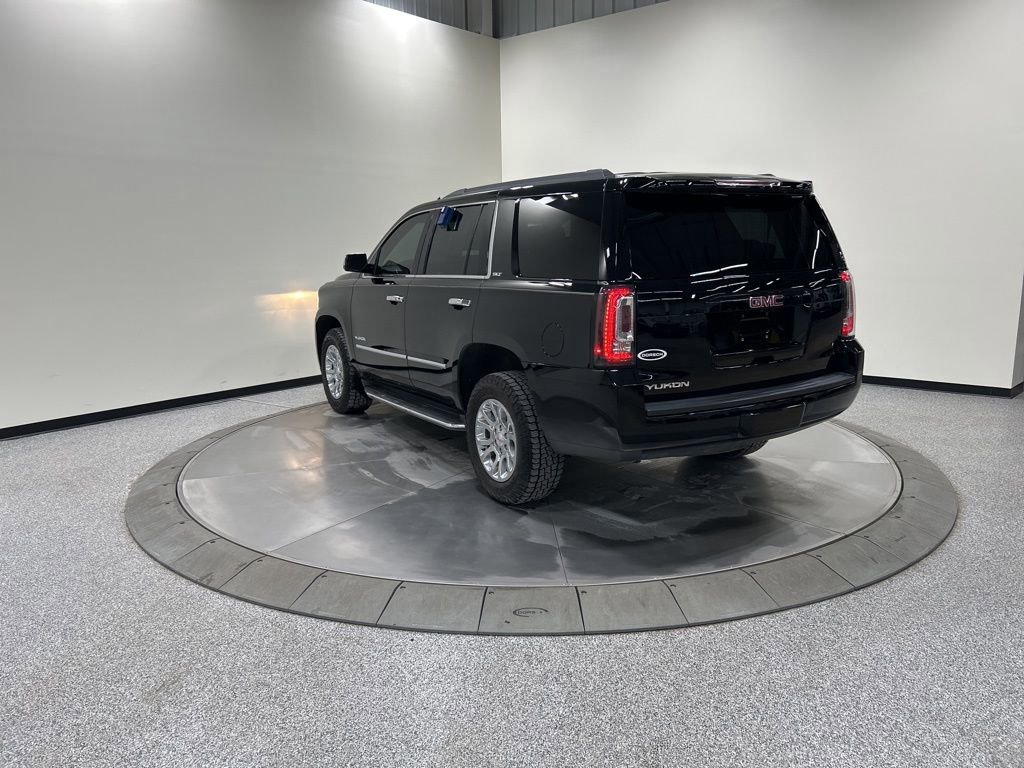 Used 2018 GMC Yukon SLT image 3
