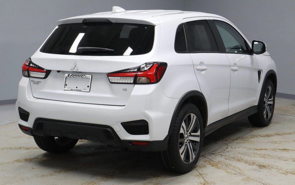 Used 2024 Mitsubishi Outlander Sport SE image 5