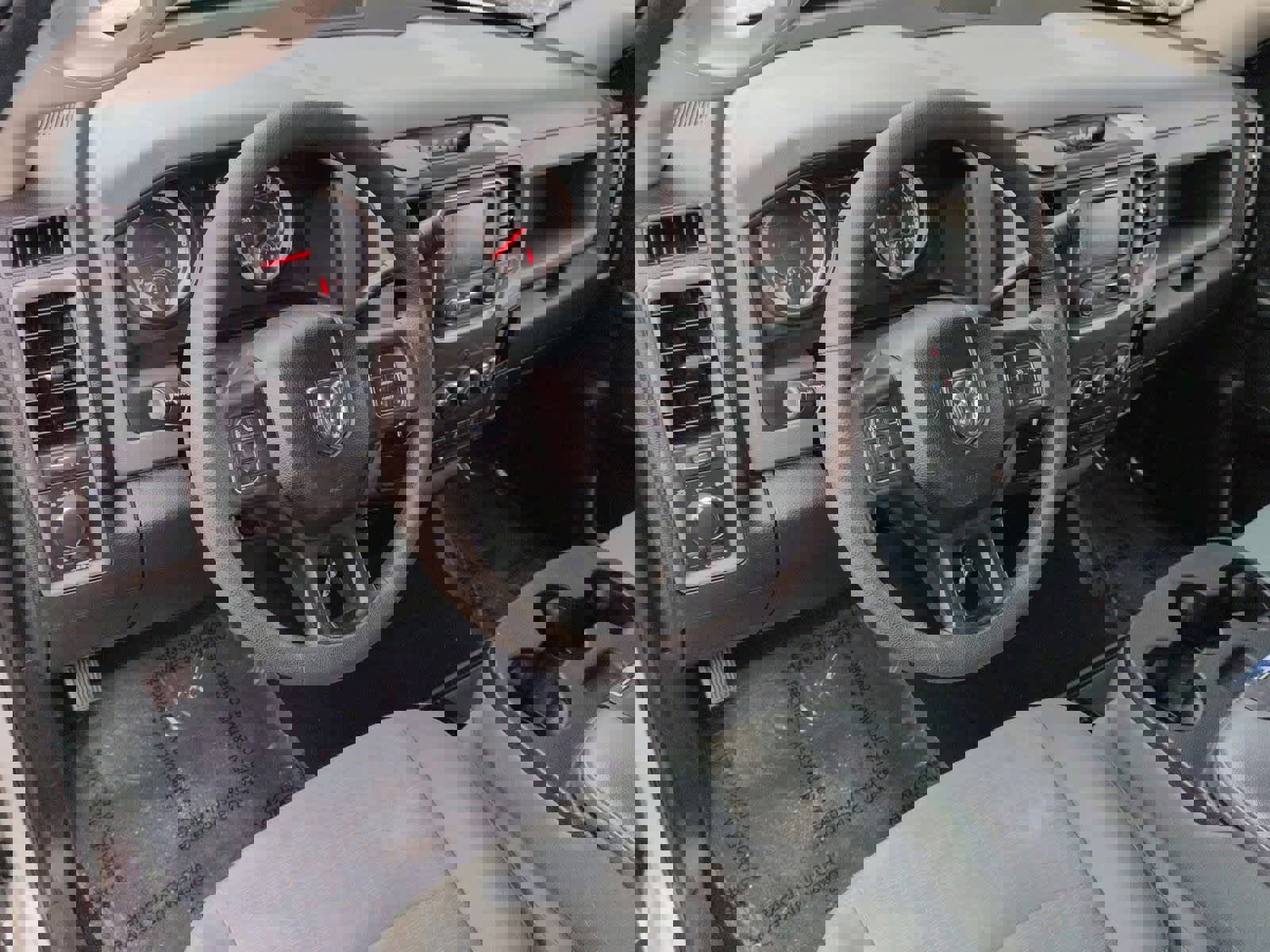 Used 2018 RAM 3500 Tradesman w/ Chrome Appearance Group image 10