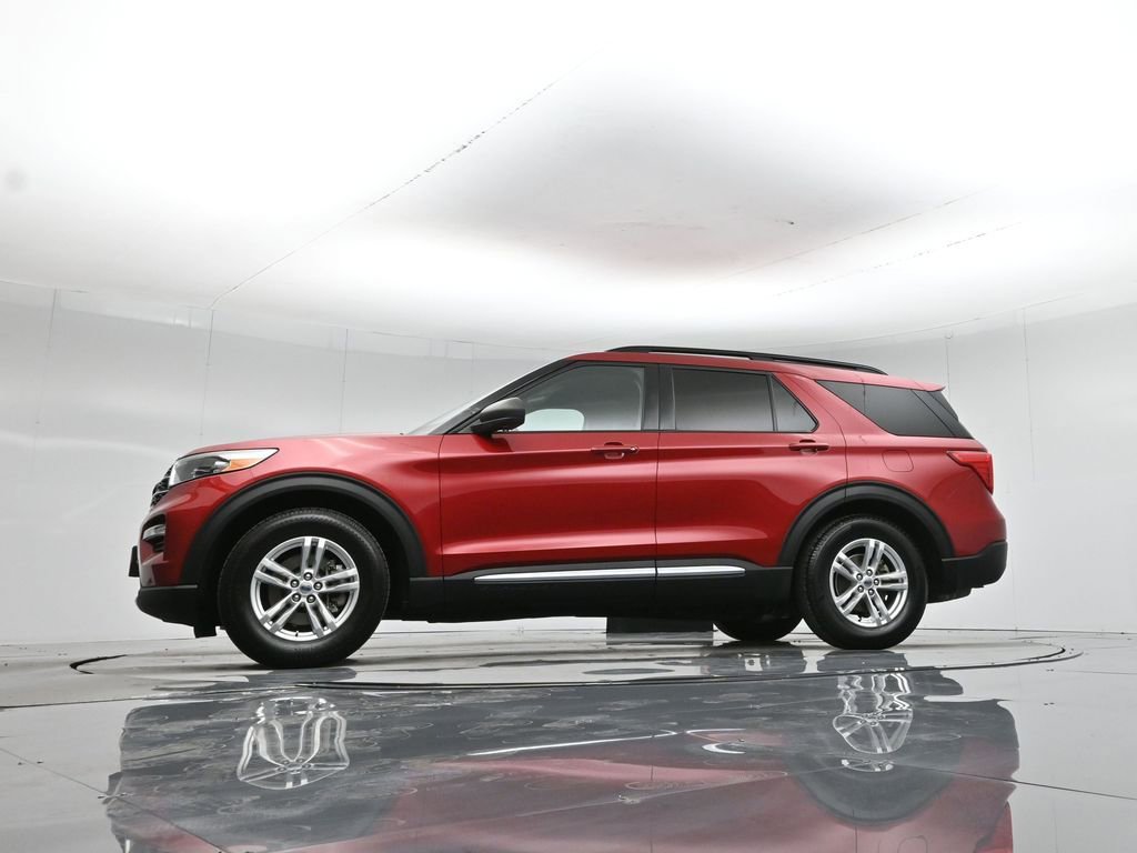Certified 2020 Ford Explorer XLT w/ Equipment Group 202A image 58