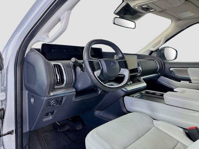 Certified 2025 Ford Expedition Max Platinum AWD/4WD image 9