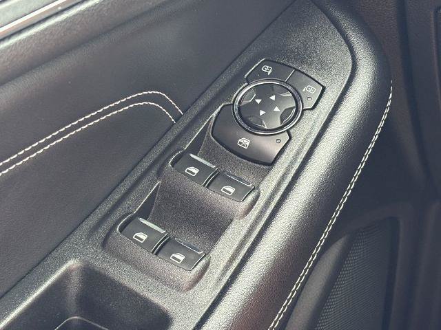 Certified 2022 Ford Edge Titanium AWD/4WD image 21