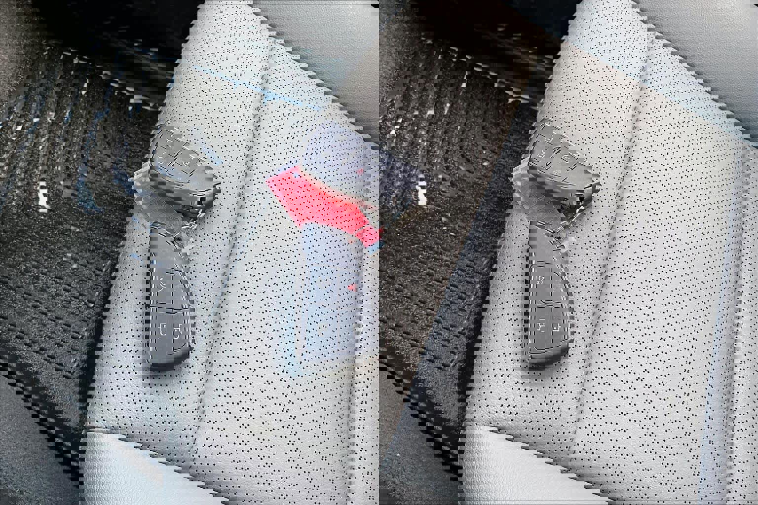 Used 2025 Chevrolet Colorado ZR2 w/ Technology Package image 13