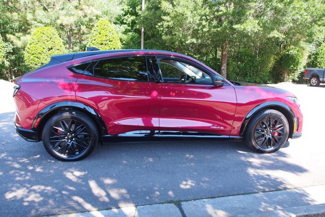 Certified 2025 Ford Mustang Mach-E Premium w/ Sport Appearance Package AWD/4WD image 8