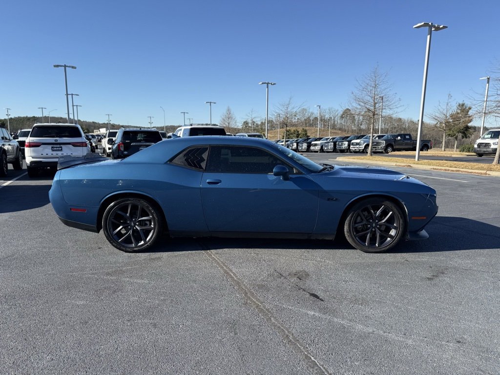Used 2023 Dodge Challenger R/T w/ Blacktop Package image 9
