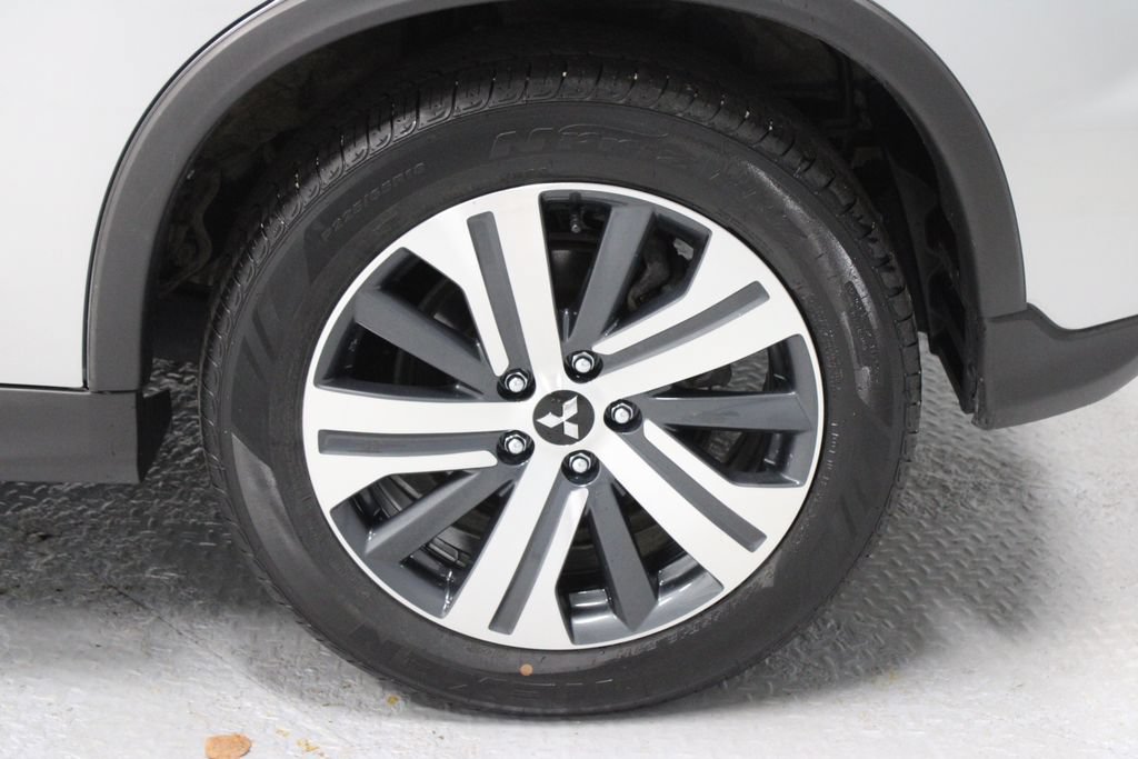 Used 2024 Mitsubishi Outlander Sport ES AWD/4WD image 18