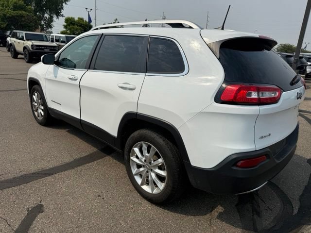 Used 2017 Jeep Cherokee Limited AWD/4WD image 8