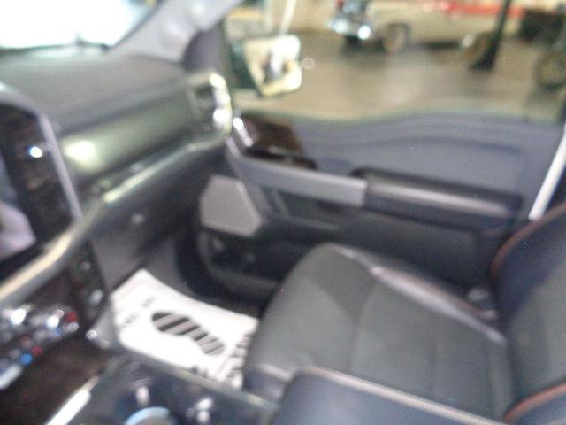 Certified 2021 Ford F150 Lariat w/ Equipment Group 502A High image 18