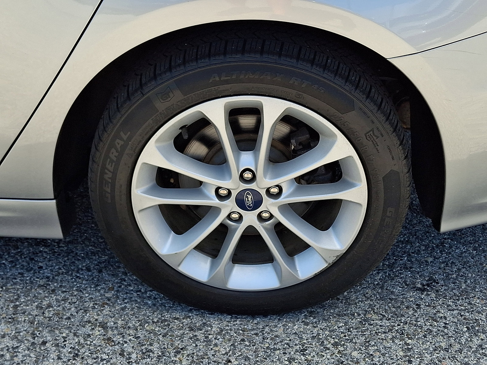 Certified 2020 Ford Fusion SE FWD image 11