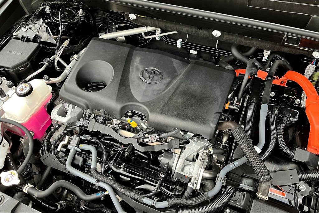 Used 2022 Toyota Venza XLE image 34