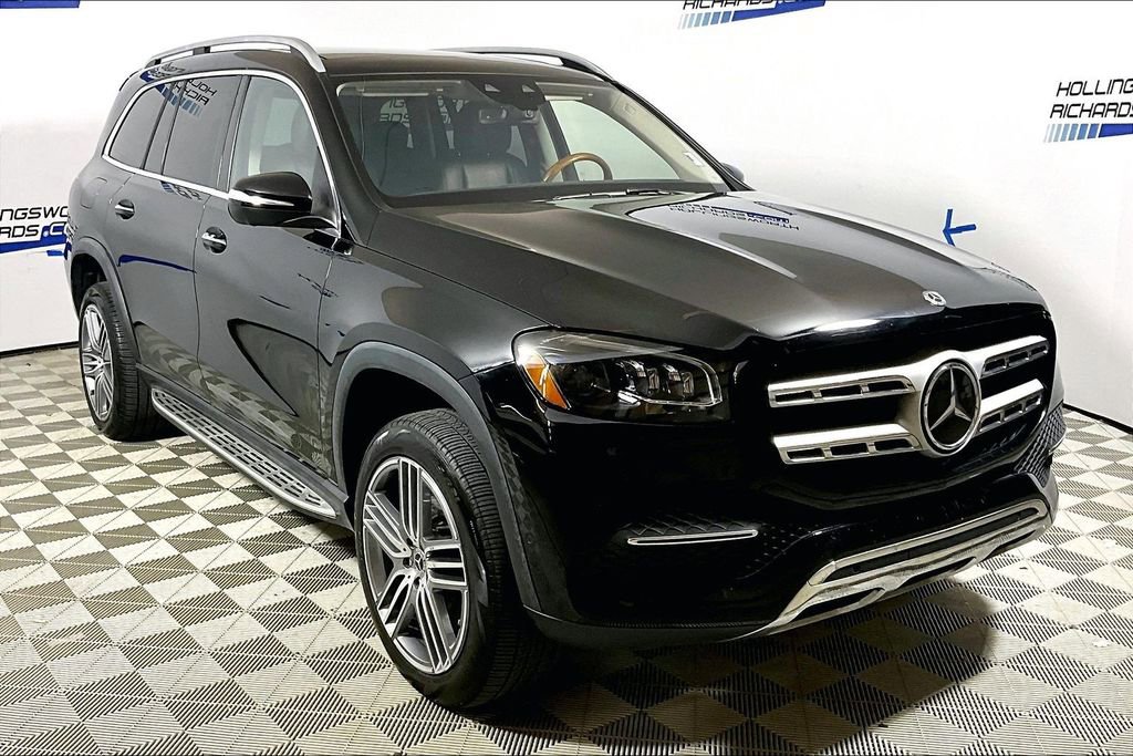 Used 2021 Mercedes-Benz GLS 450 4MATIC image 3