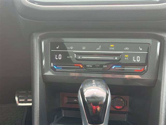 Used 2023 Volkswagen Tiguan SE R-Line FWD image 24