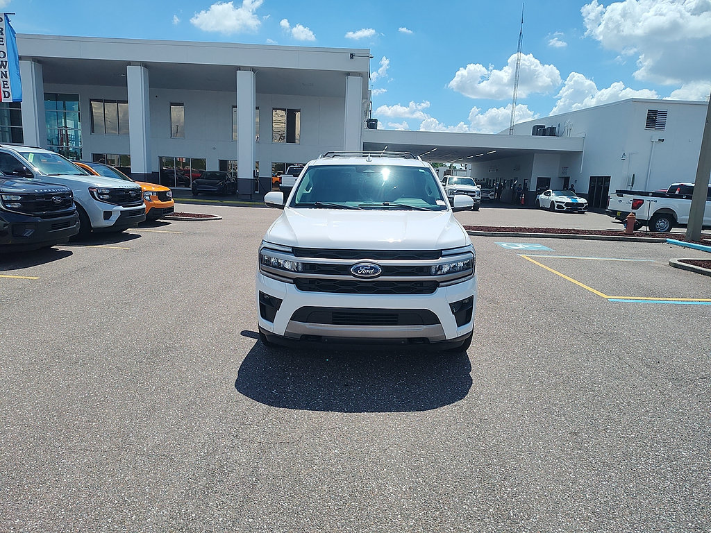 Certified 2023 Ford Expedition XLT AWD/4WD image 2