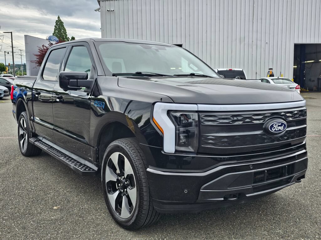 Certified 2025 Ford F150 Lightning Platinum AWD/4WD image 8