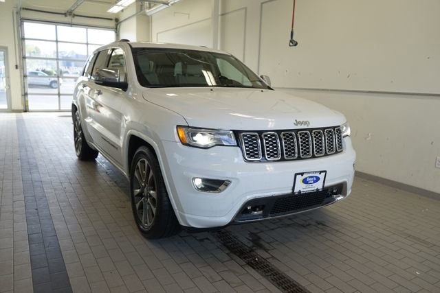 Used 2018 Jeep Grand Cherokee Overland AWD/4WD image 17