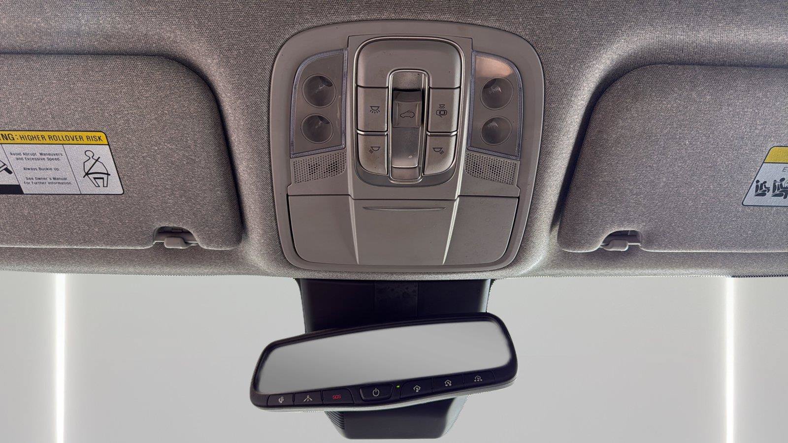 Used 2019 Hyundai Santa Fe Limited AWD/4WD image 25