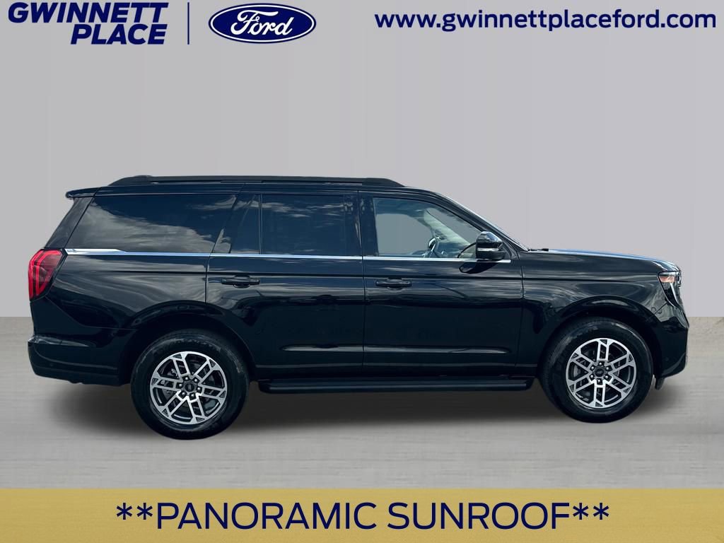 Certified 2025 Ford Expedition Active RWD image 2