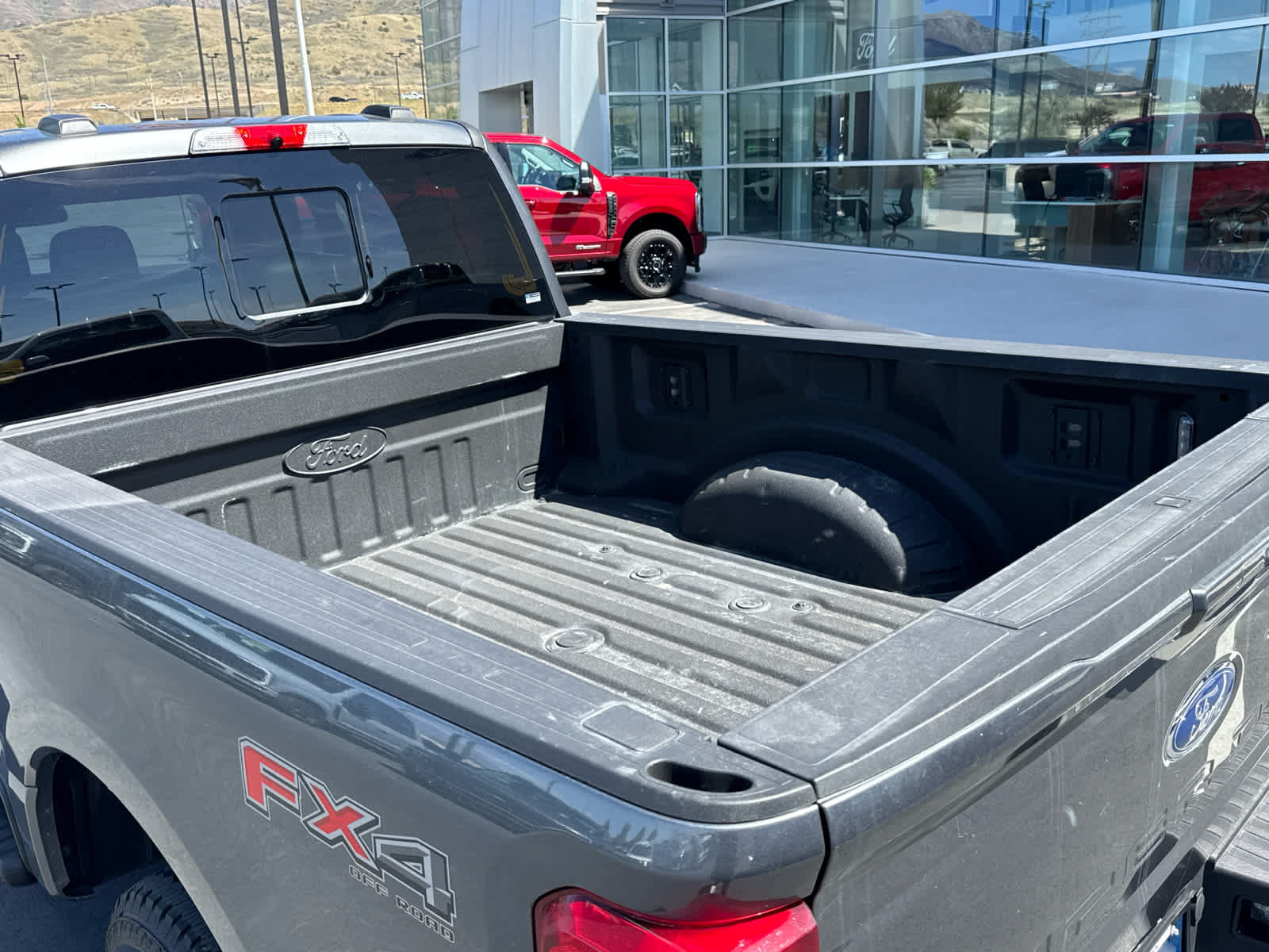 Certified 2025 Ford F350 Lariat w/ Lariat Ultimate Package AWD/4WD image 13