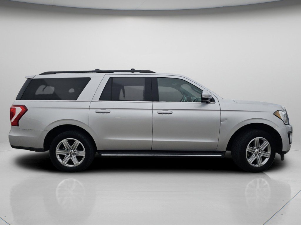 Certified 2019 Ford Expedition Max XLT w/ Equipment Group 202A image 10