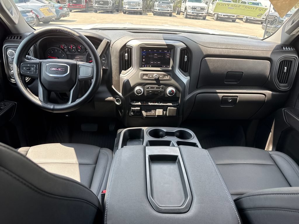 Used 2024 GMC Sierra 2500 Pro AWD/4WD image 5