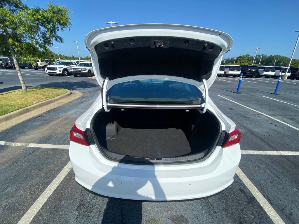 Used 2025 Chevrolet Malibu LT FWD image 26