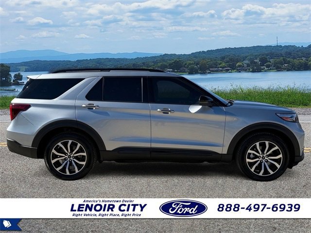Certified 2020 Ford Explorer ST w/ Premium Technology Package image 6