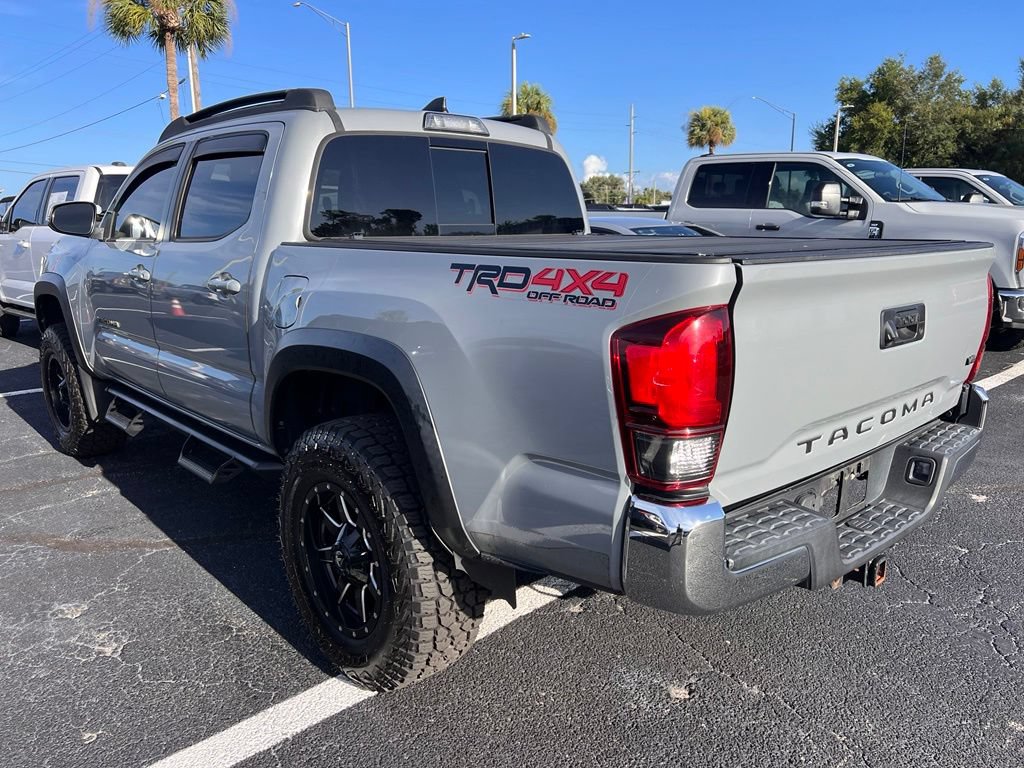 Used 2019 Toyota Tacoma TRD Off-Road AWD/4WD image 3