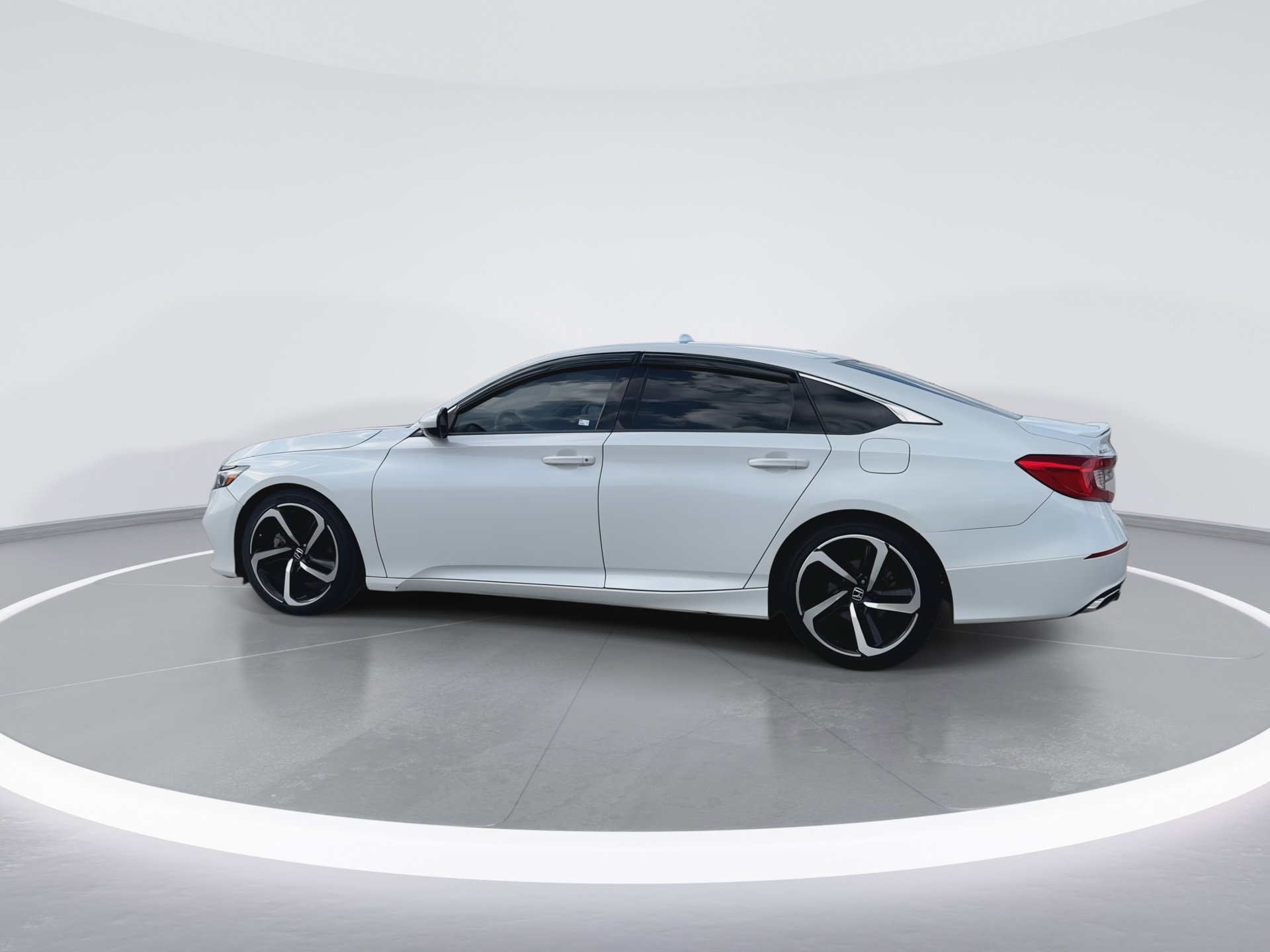 Used 2020 Honda Accord Sport image 6