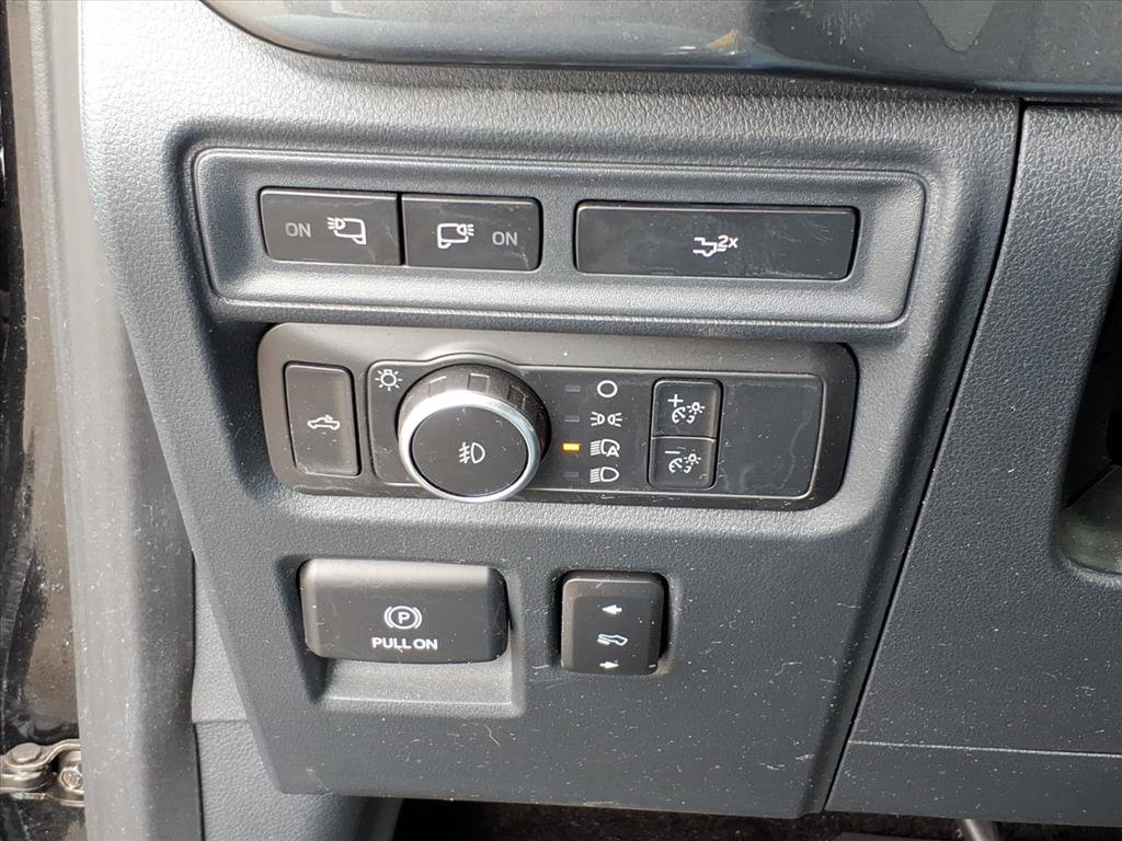 Certified 2022 Ford F150 XLT w/ Equipment Group 302A High image 17