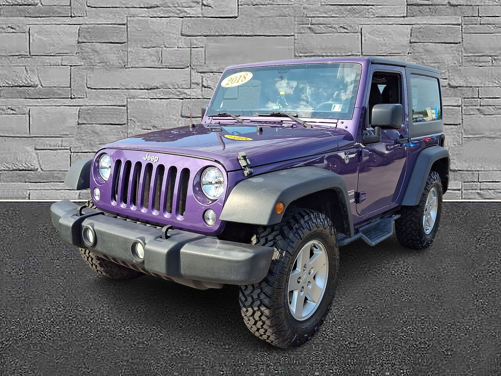Used 2018 Jeep Wrangler Sport AWD/4WD image 4