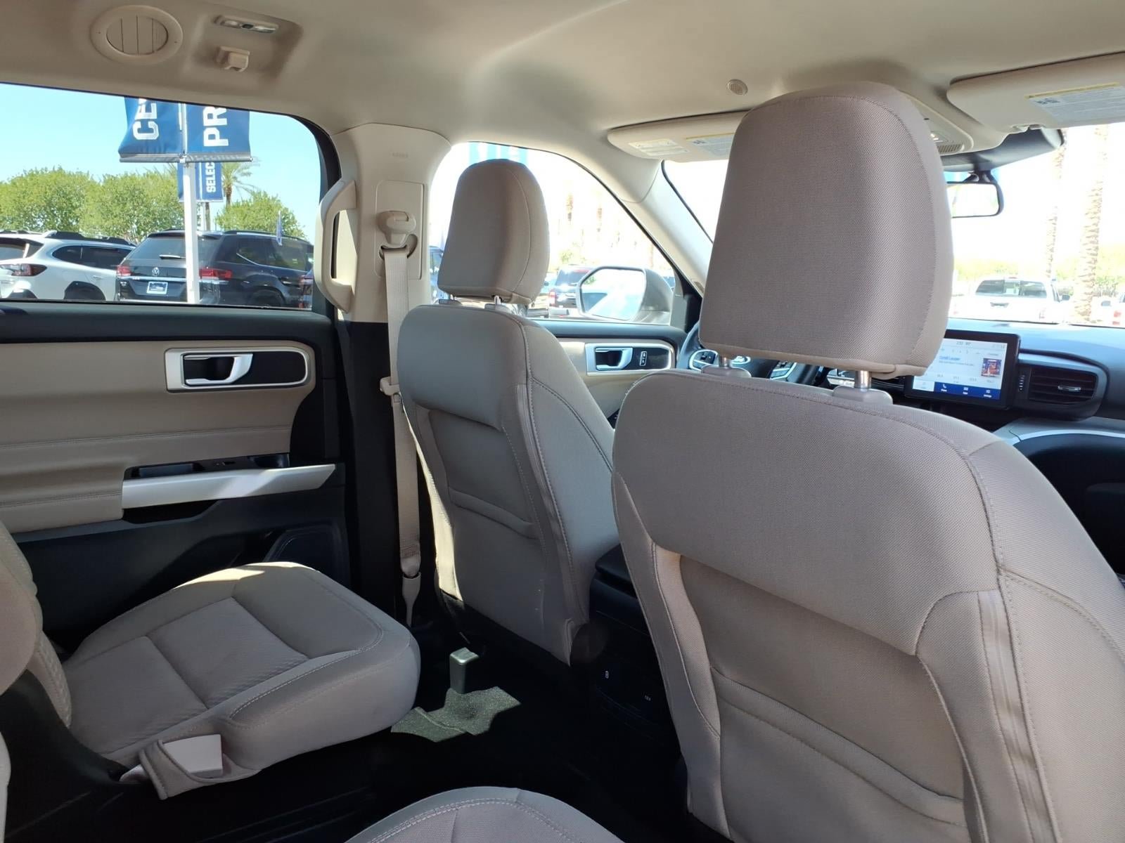 Certified 2023 Ford Explorer XLT RWD image 13