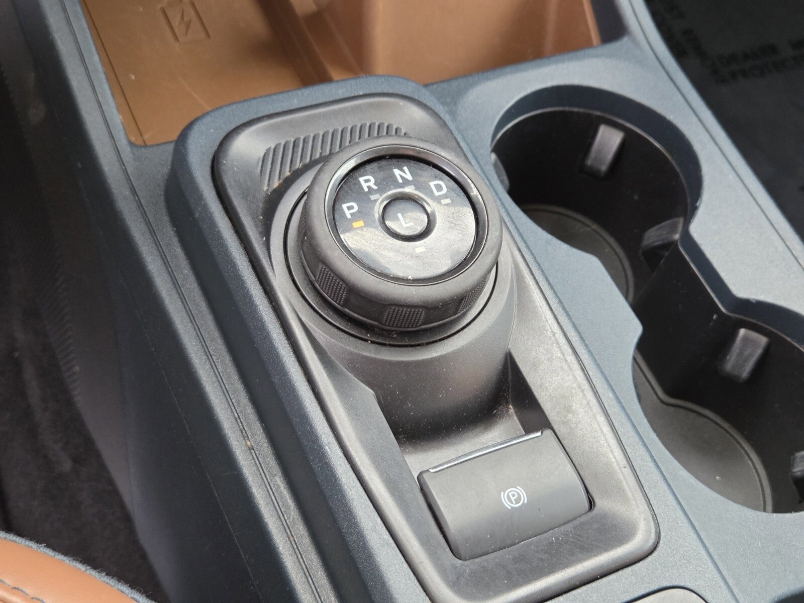 Certified 2024 Ford Maverick Lariat image 23