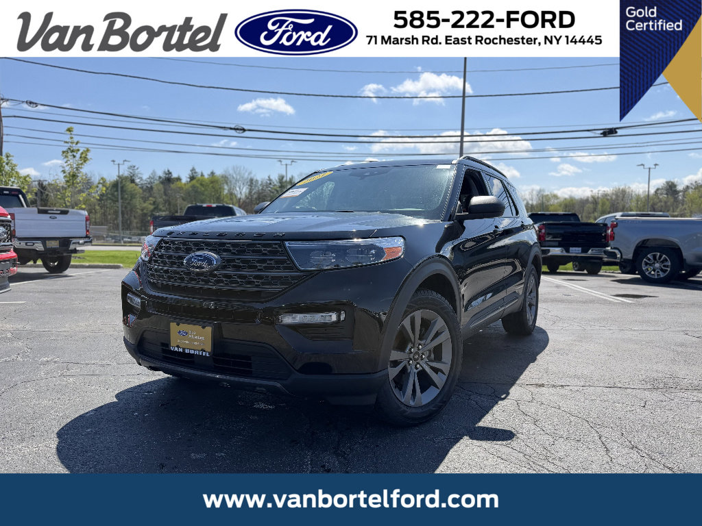 Certified 2021 Ford Explorer XLT w/ Equipment Group 202A