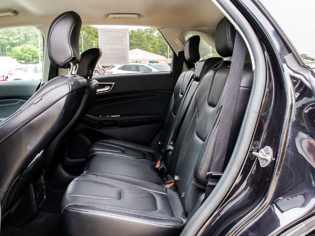 Certified 2019 Ford Edge Titanium AWD/4WD image 16